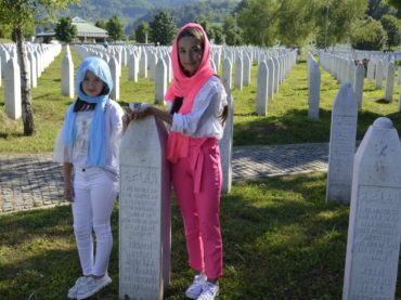 Memorijalni projekat „Što te nema” sutra u Memorijalnom centru Potočari-Srebrenica