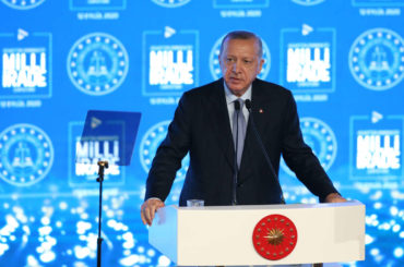 Erdogan poručio Macronu: Ne možete nam vi držati lekcije o ljudskosti