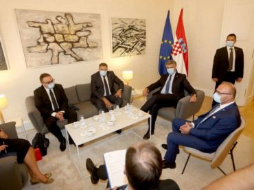 Nakon hrvaćanske podrške srpsko-hrvatskom paktu protiv Bošnjaka: Rano je za plakanja, vrijeme je za diplomatsku ofanzivu