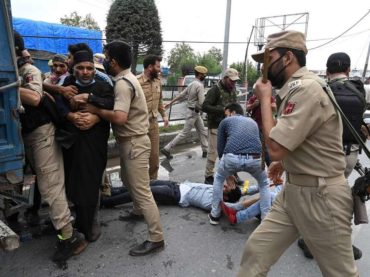 Hindusi provode tešku represiju nad muslimanima Kašmira