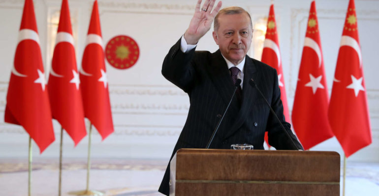 Erdogan: Želimo našim mladim generacijama ostaviti veliku, snažnu i bogatu Tursku