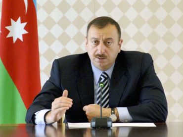 Azerbejdžanski predsjednik Aliyev: Države koje traže prekid vatre Armeniji šalju oružje