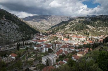 Lomi li “hrvatska pustinjska oluja” zube na Stocu