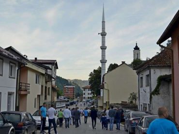 Srebrenica, grad obilježen prošlošću i teškom sadašnjošću, hrabro galopira u budućnost