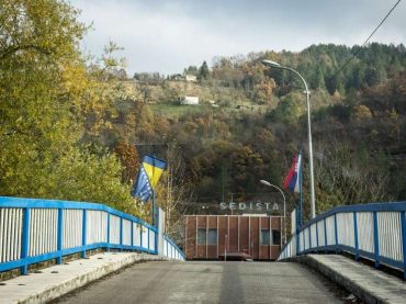 Marš na Drinu: Srbija u miru želi ostvariti svoje ratne snove