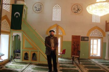Kaligrafijom ukrasio Šarića džamiju