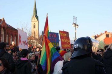 “Parada ponosa” i zamke za Bošnjake: U ignoriranju je spas