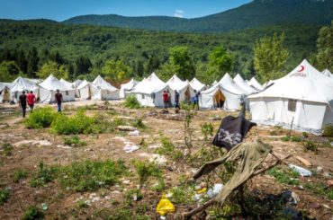 “Stav” u kampu Vučjak kod Bihaća: Svi kritikuju, niko ne pita kako je raditi ovdje