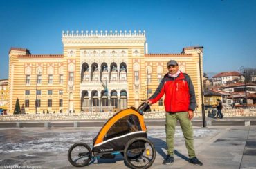 Iz Londona krenuo pješke na hadž, ostalo mu je još 5.000 kilometara