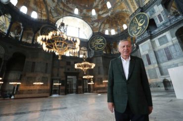 Istanbul: Turski predsjednik Recep Tayyip Erdogan posjetio Aja Sofiju