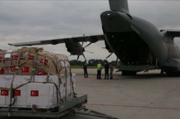 Avion s humanitarnom pomoći iz Turske stigao u Srbiju