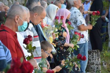 Porodice žrtava na Korićanskim stijenama i dalje tragaju za pravdom: Nećemo odustati dok sve ne pronađemo